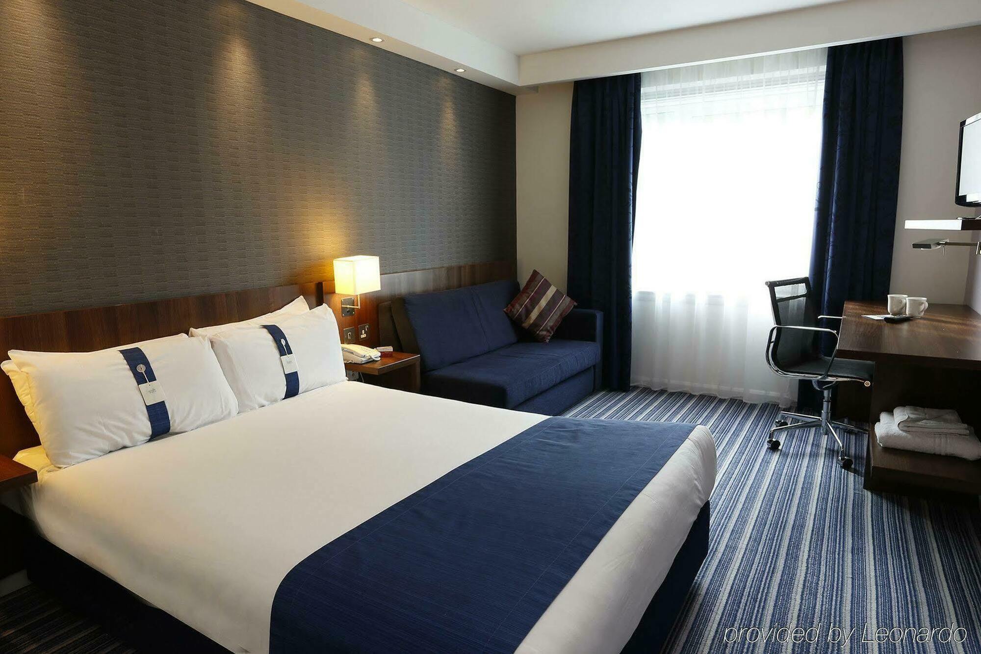 Express Cambridge M11 Jct 10 By Ihg Отель Даксфорд